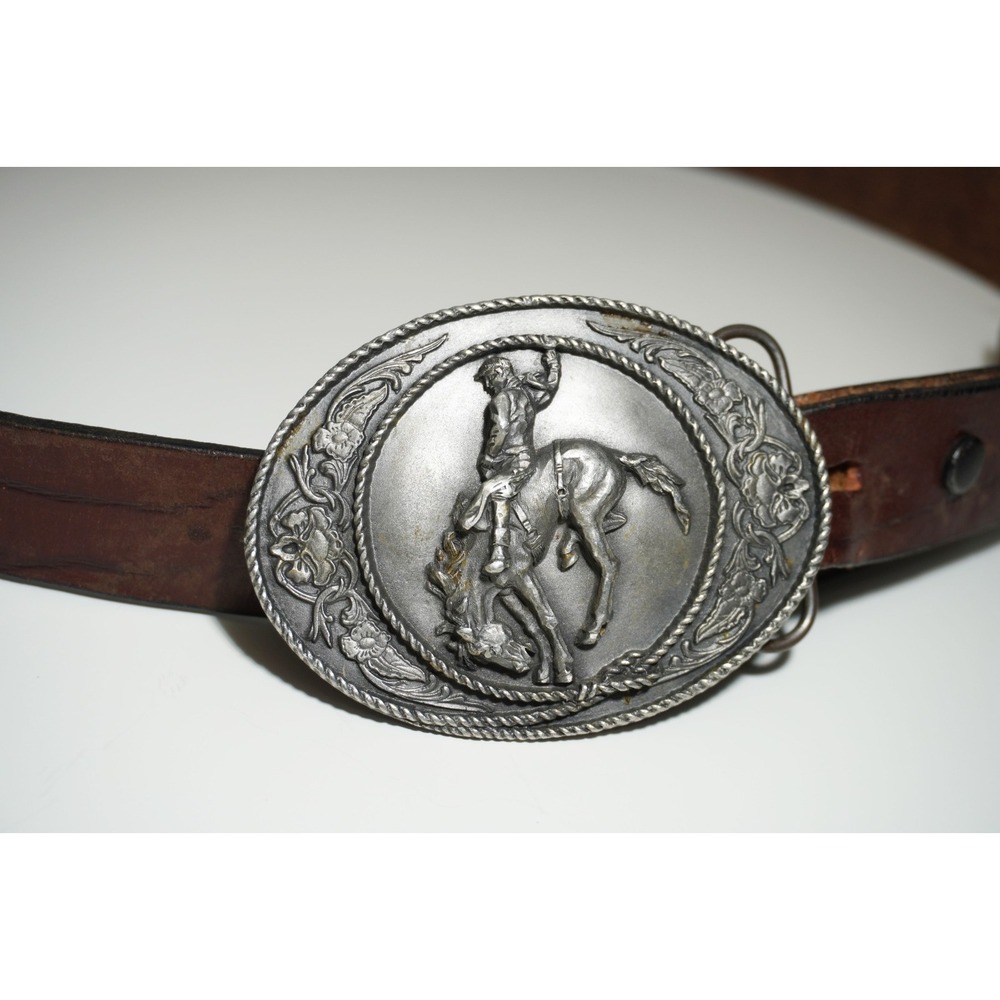 Siskiyou 39" Pewter Belt Buckle Cowboy Rodeo Horse Brown Leather 90s Made in USA
